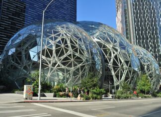 Amazon drawing advertisers from Facebook ads because of Apple privacy update