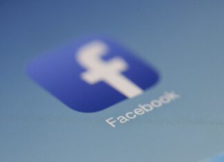 Facebook Projected to Plateau, not Grow in Coming Years