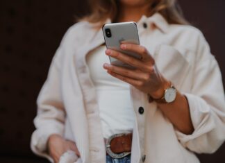 On Smartphones, Bigger Ads Mean More Attention