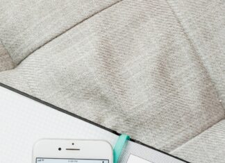 Shopify Drops as Investors Fear Large Spending in Weak Economy