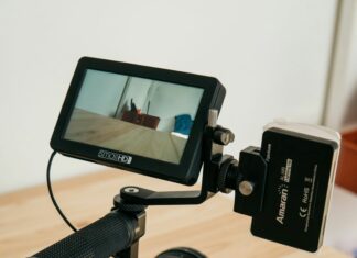 Adults in the US Watch Less TV and More Digital Video Online